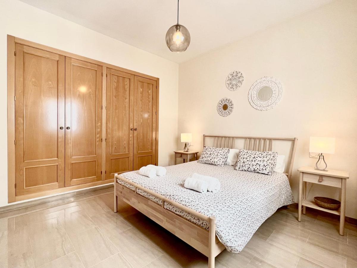 Teodosio Apartment Free Parking & Central Ac Sevilha Exterior foto