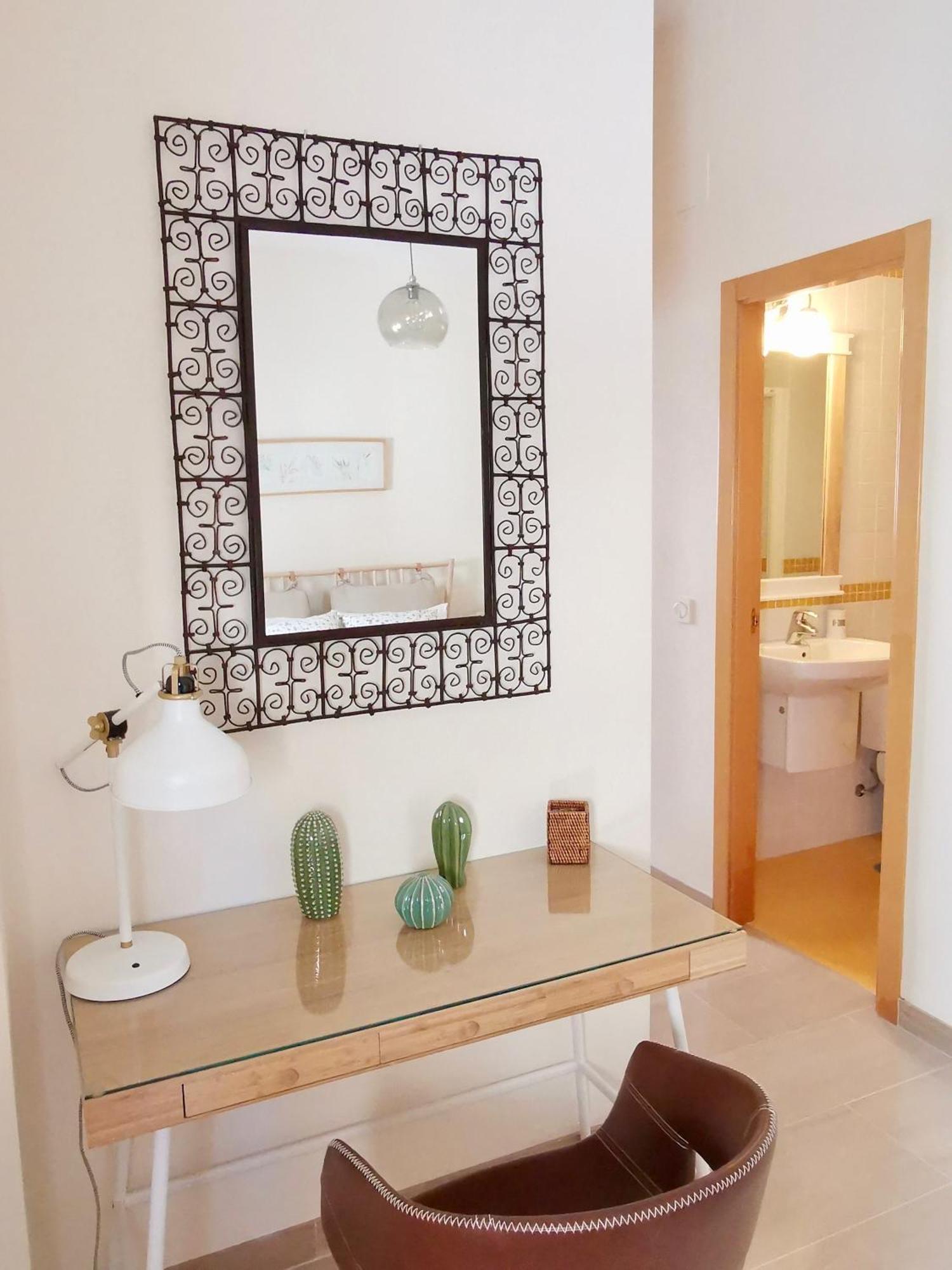 Teodosio Apartment Free Parking & Central Ac Sevilha Exterior foto