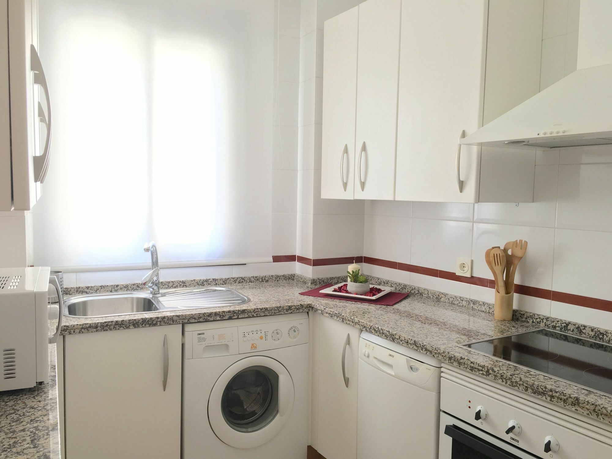 Teodosio Apartment Free Parking & Central Ac Sevilha Exterior foto