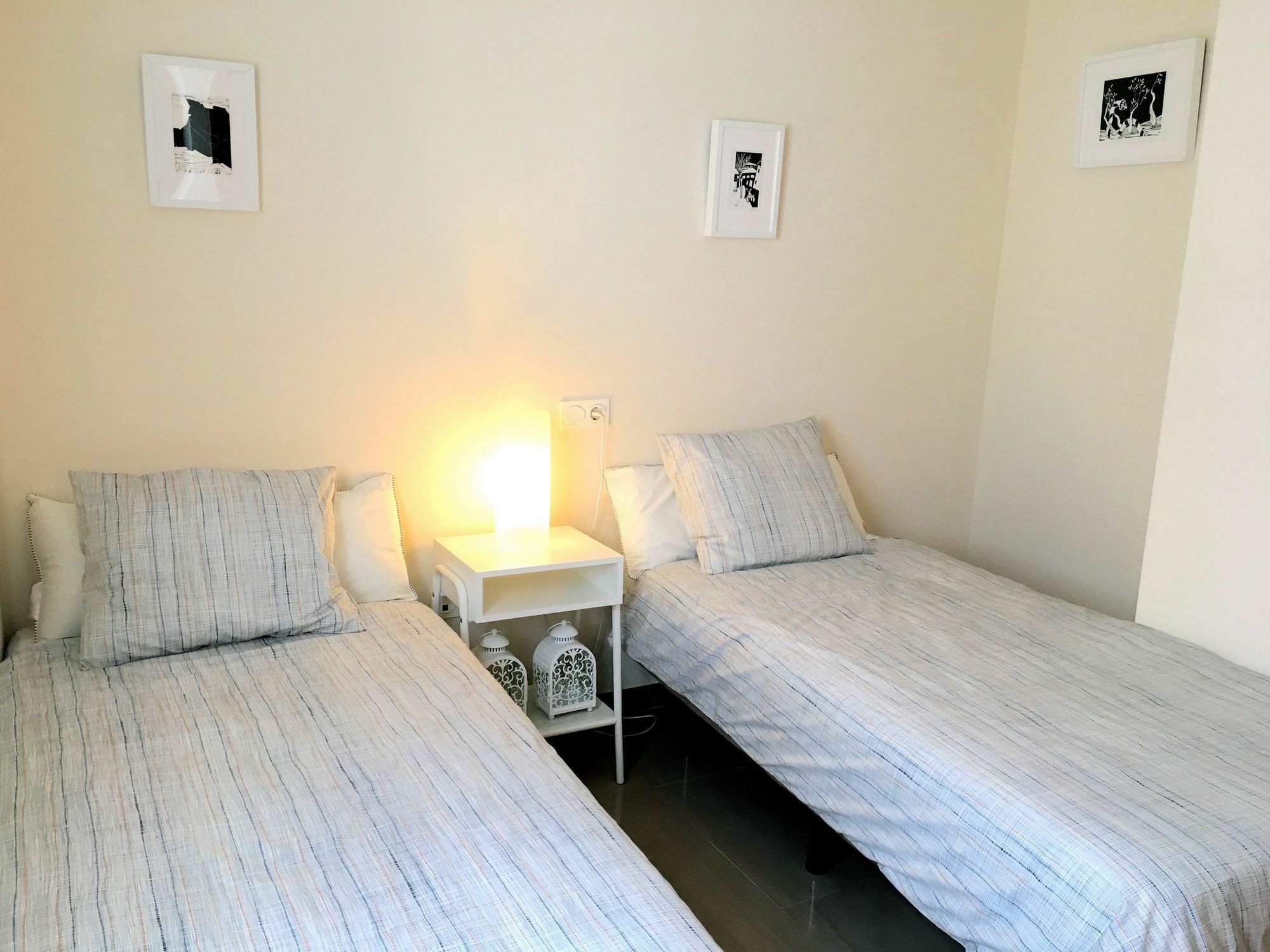 Teodosio Apartment Free Parking & Central Ac Sevilha Exterior foto