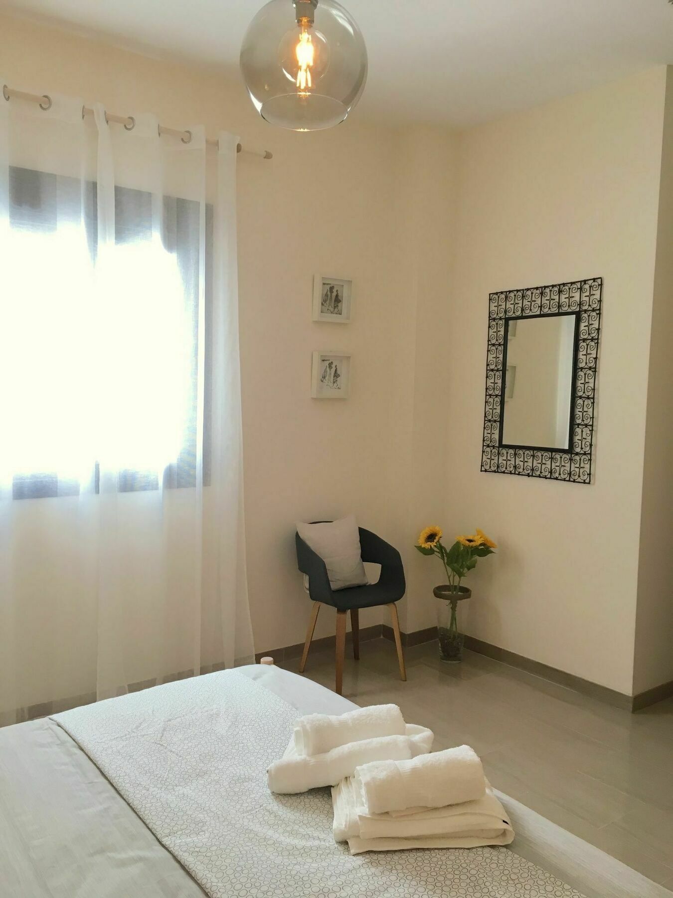 Teodosio Apartment Free Parking & Central Ac Sevilha Exterior foto